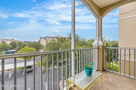 7801 Point Meadows Drive Jacksonville FL 32256