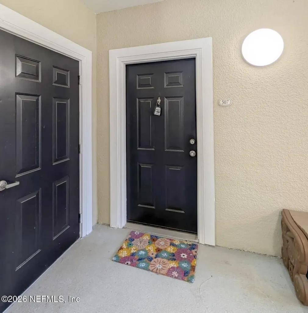 8290 Gate Parkway W Jacksonville FL 32216