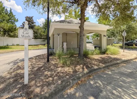8290 Gate Parkway W Jacksonville FL 32216