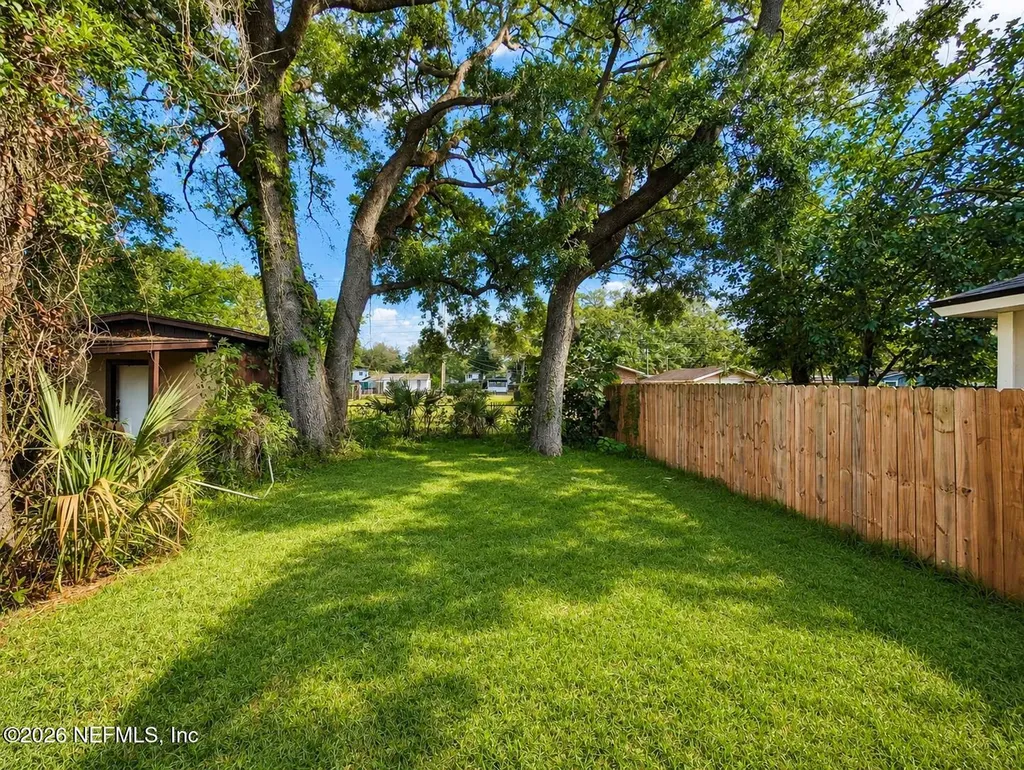 9075 Eaton Avenue Jacksonville FL 32211
