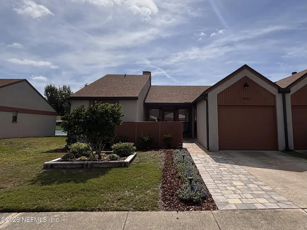 7823 E Fawn Brook Circle Jacksonville FL 32256