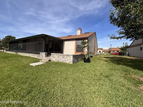 7823 E Fawn Brook Circle Jacksonville FL 32256