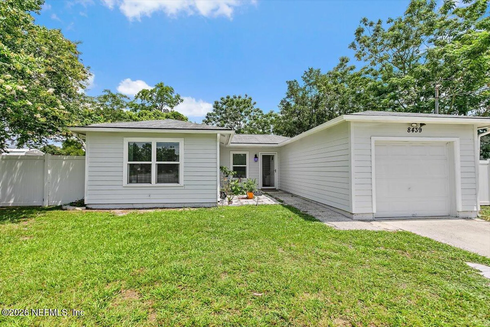 8439 Collins Road Jacksonville FL 32244