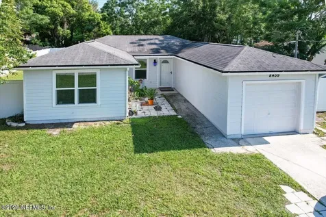8439 Collins Road Jacksonville FL 32244