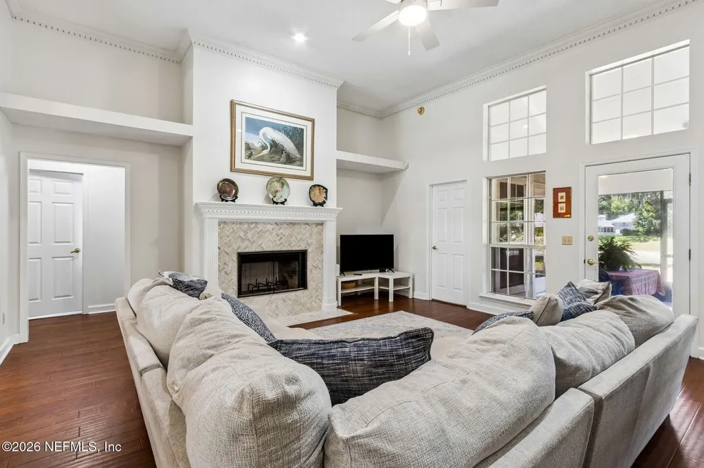 11849 Clearwater Oaks Drive W Jacksonville FL 32223