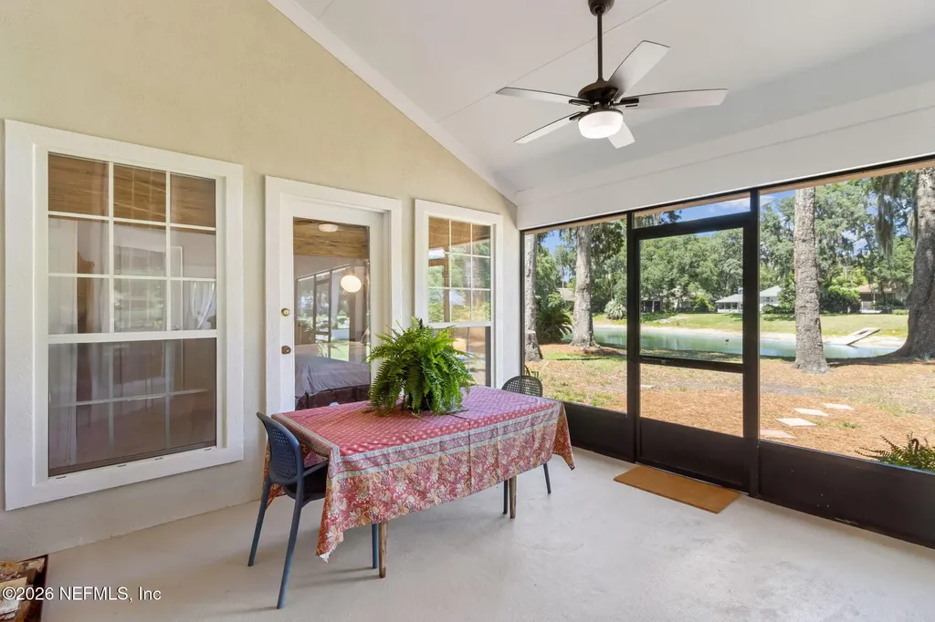 11849 Clearwater Oaks Drive W Jacksonville FL 32223