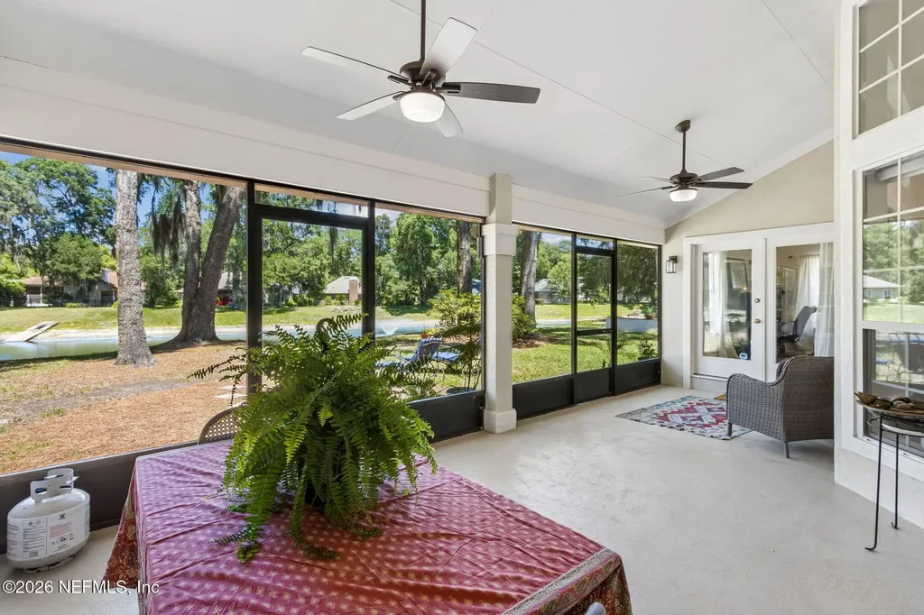 11849 Clearwater Oaks Drive W Jacksonville FL 32223