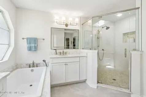 11849 Clearwater Oaks Drive W Jacksonville FL 32223