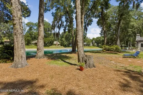 11849 Clearwater Oaks Drive W Jacksonville FL 32223