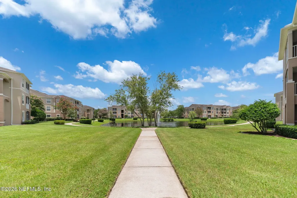 7990 Baymeadows Road Jacksonville FL 32256
