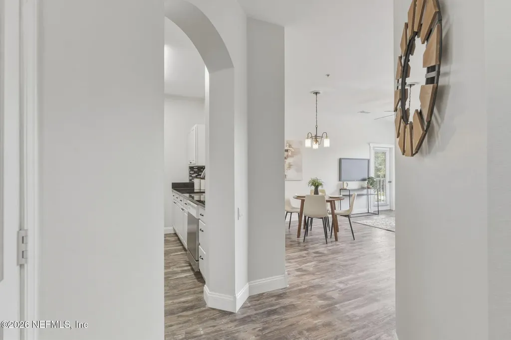 7990 Baymeadows Road Jacksonville FL 32256