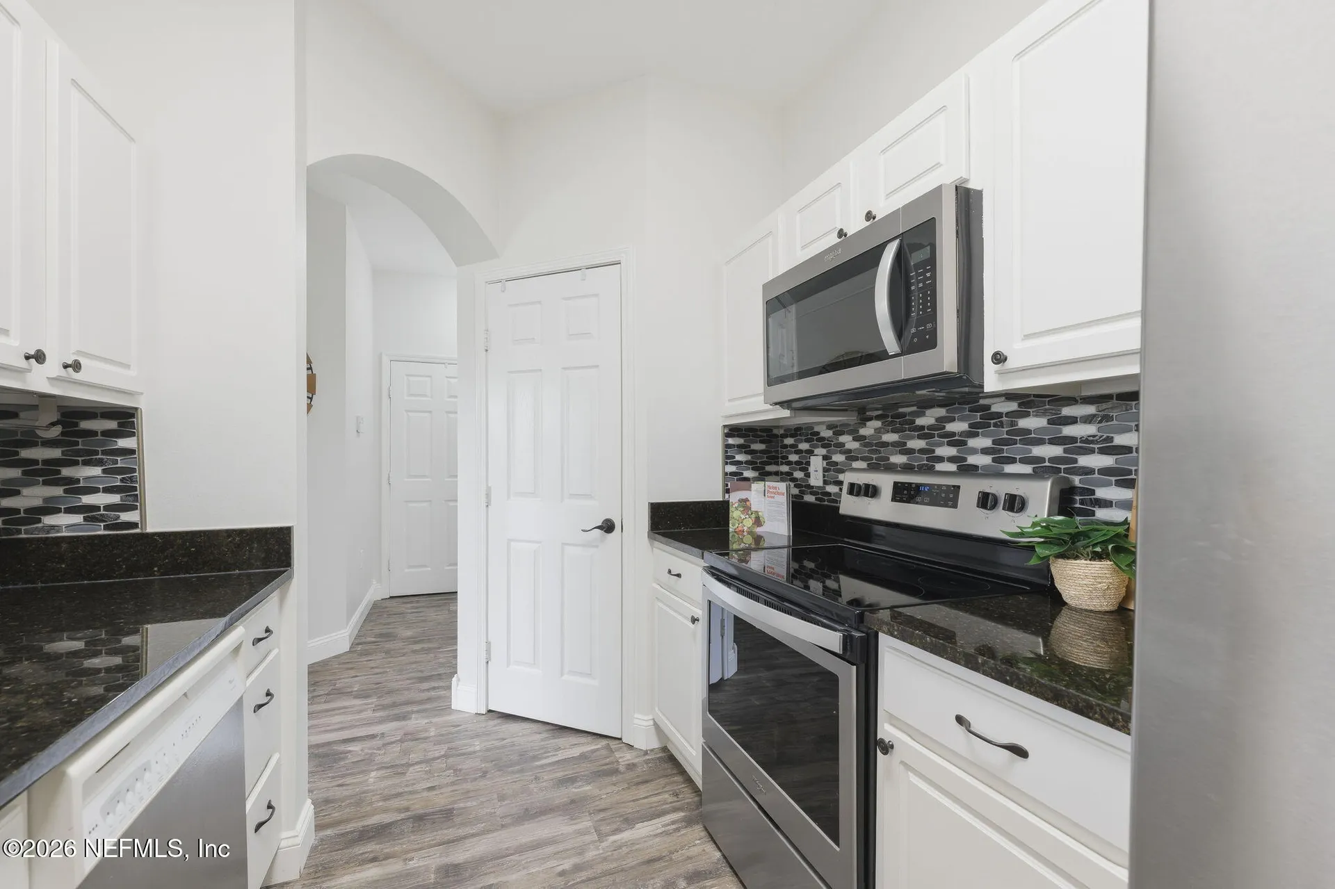 7990 Baymeadows Road Jacksonville FL 32256