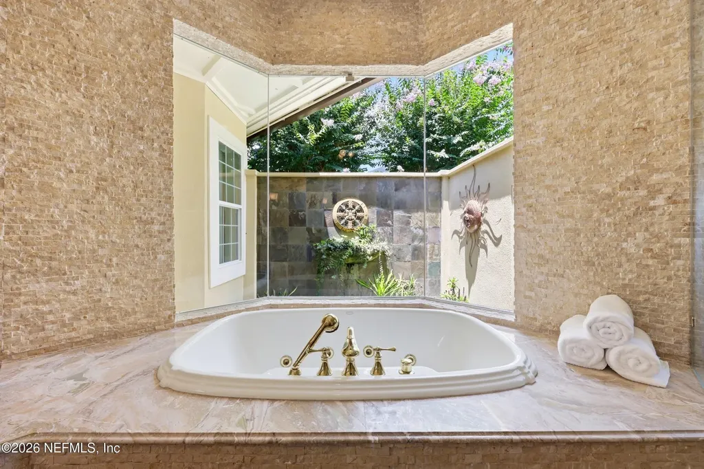 1160 Registry Boulevard St. Augustine FL 32092