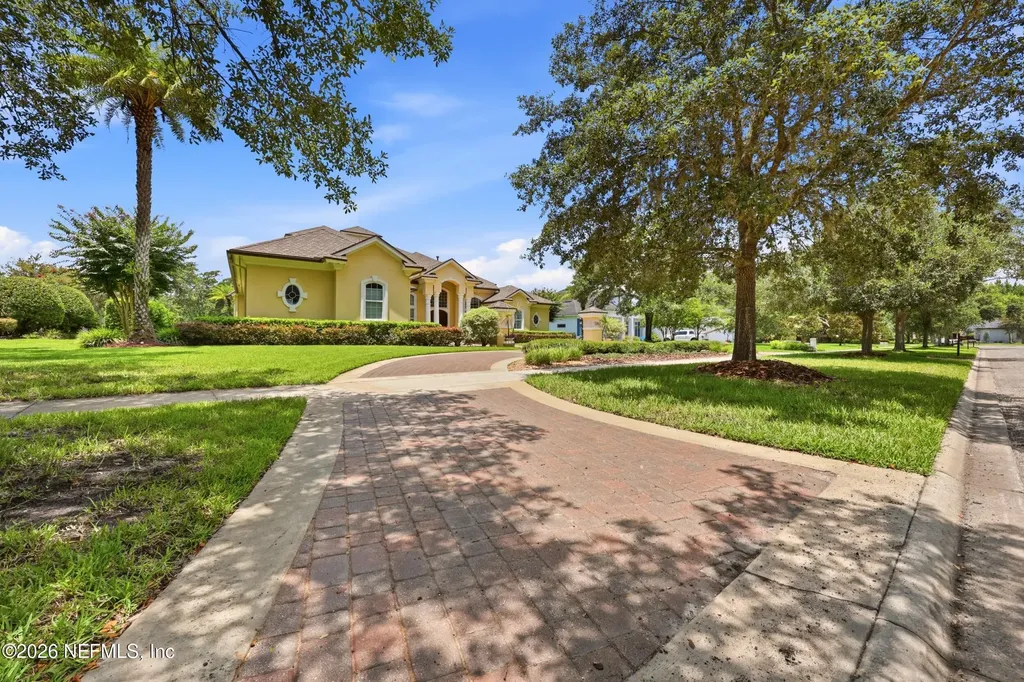 1160 Registry Boulevard St. Augustine FL 32092