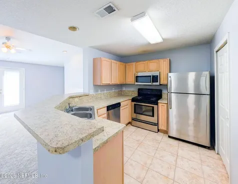 13715 Richmond Park Drive N Jacksonville FL 32224