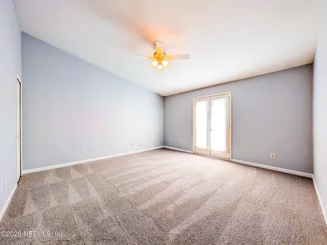 13715 Richmond Park Drive N Jacksonville FL 32224
