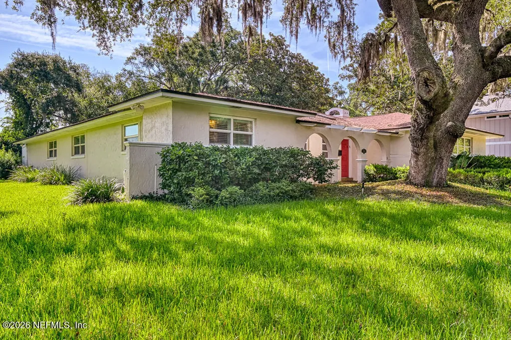 3471 Hermitage Road E Jacksonville FL 32277