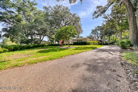 3471 Hermitage Road E Jacksonville FL 32277