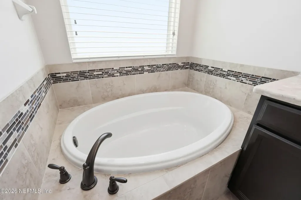 144 Gray Wolf Trail Jacksonville FL 32081