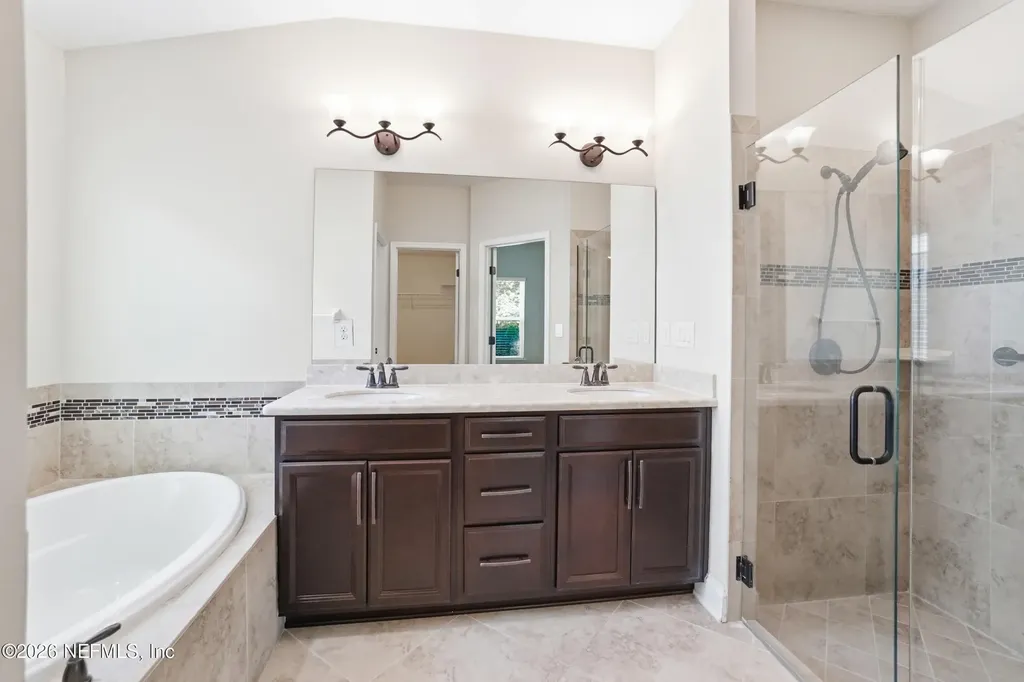 144 Gray Wolf Trail Jacksonville FL 32081