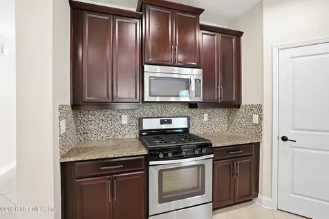 144 Gray Wolf Trail Jacksonville FL 32081