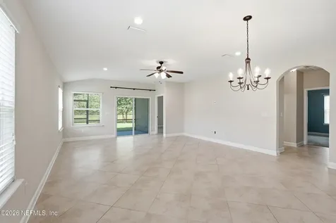 144 Gray Wolf Trail Jacksonville FL 32081