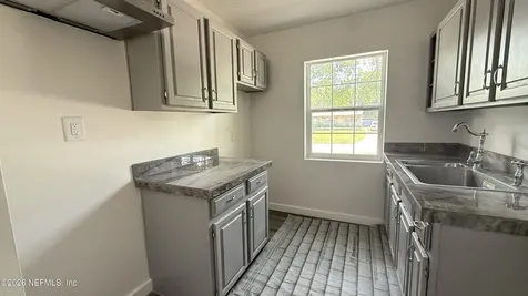 4034 Tyndale Drive Jacksonville FL 32210