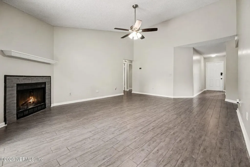 924 Aries Road W Jacksonville FL 32216