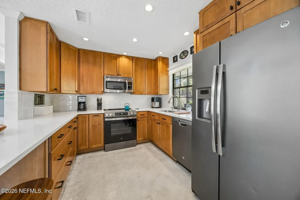 599 Alhambra Lane N Ponte Vedra Beach FL 32082