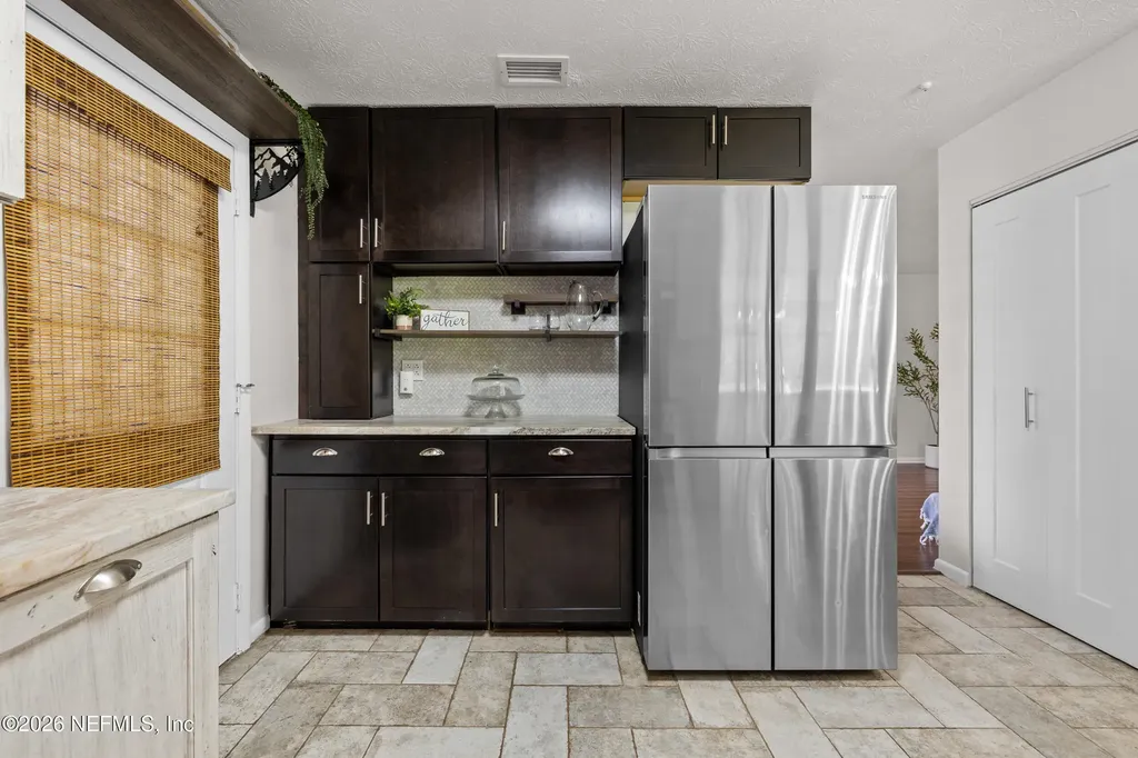 7662 Contour Drive Jacksonville FL 32221