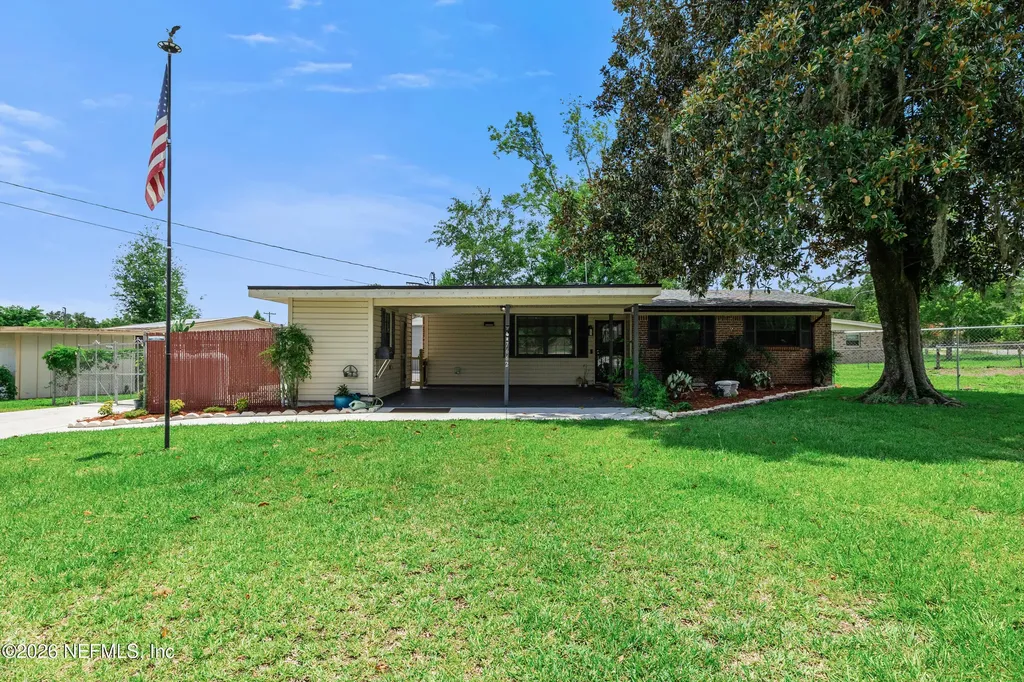 7662 Contour Drive Jacksonville FL 32221
