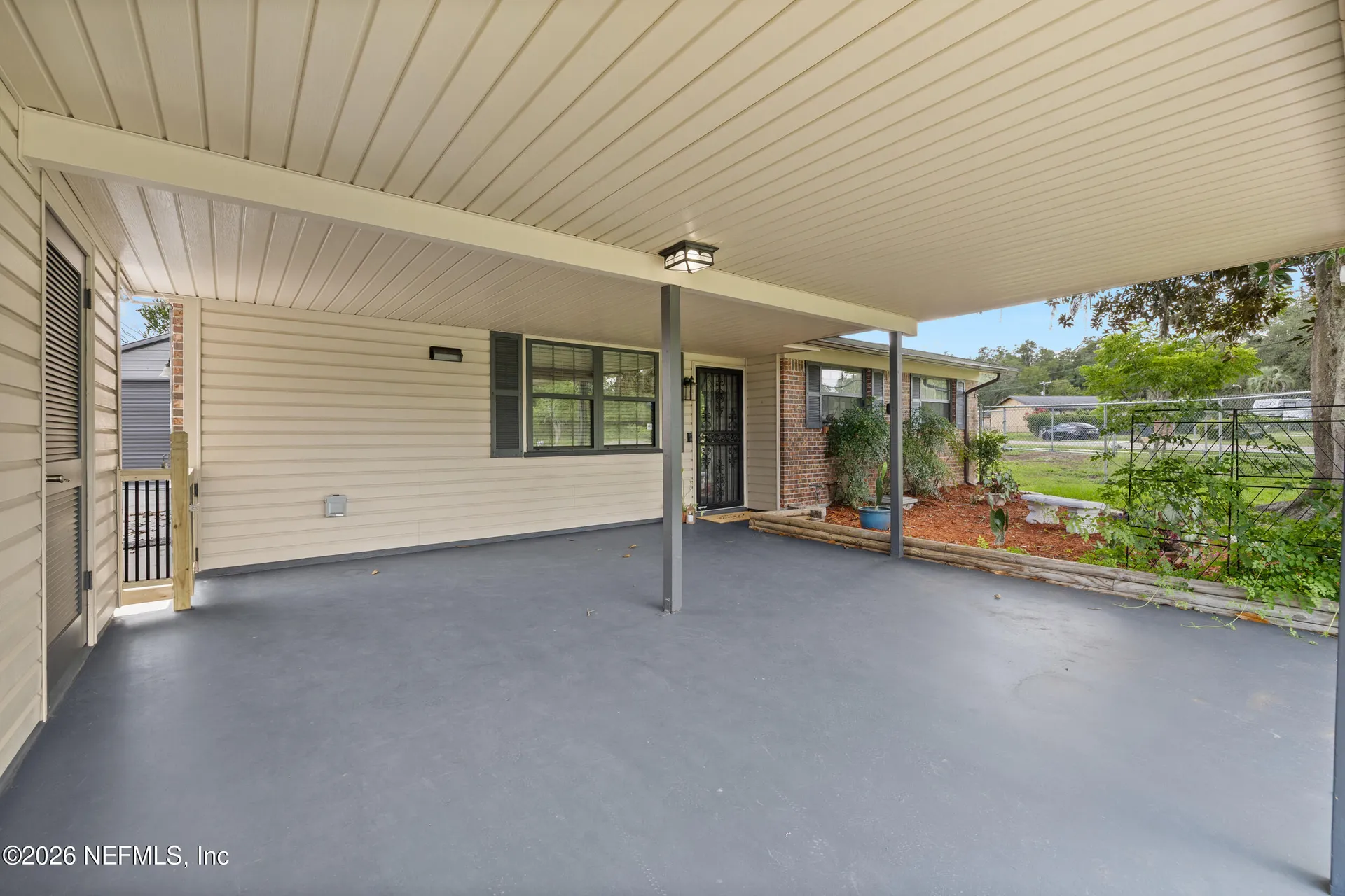 7662 Contour Drive Jacksonville FL 32221