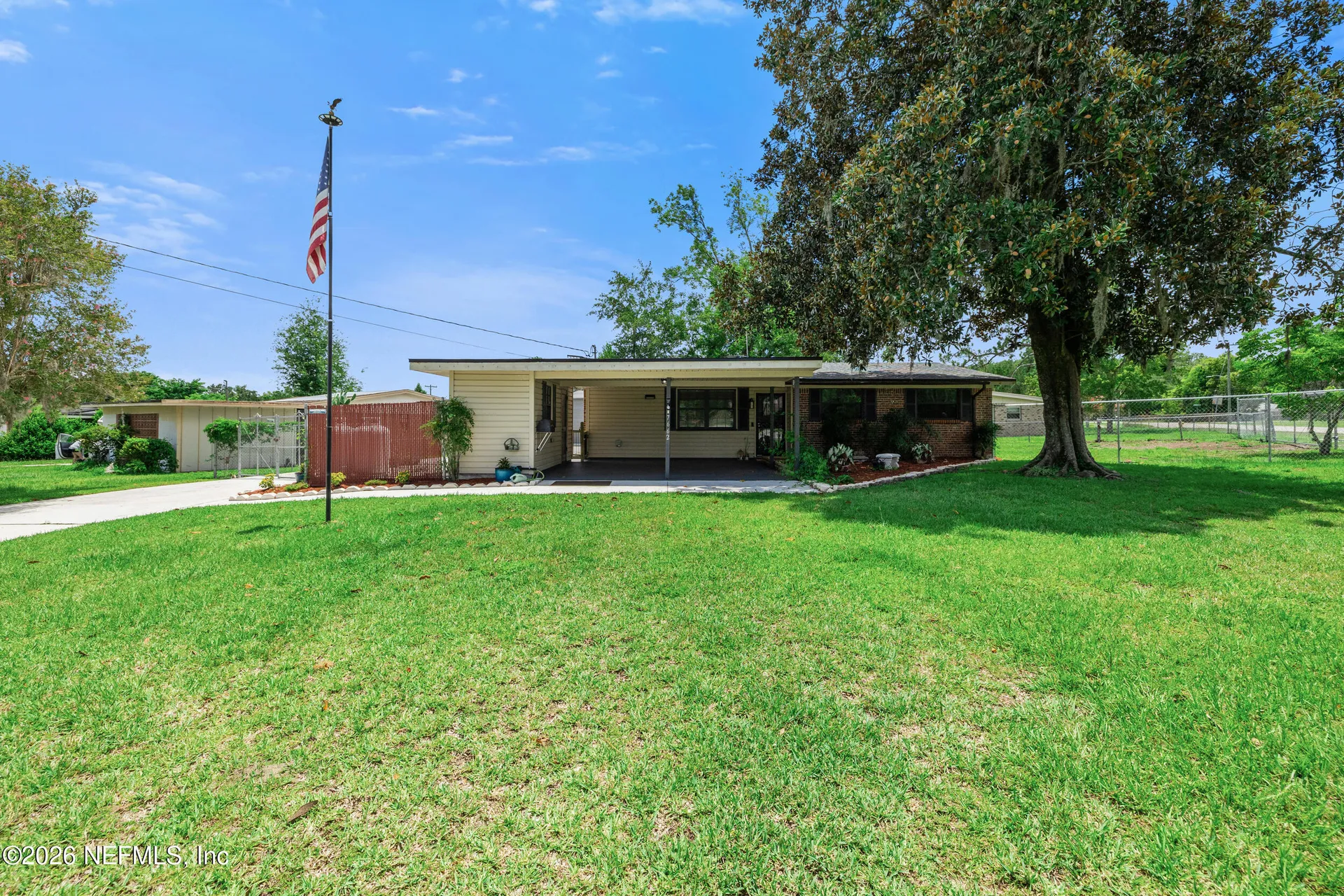 7662 Contour Drive Jacksonville FL 32221