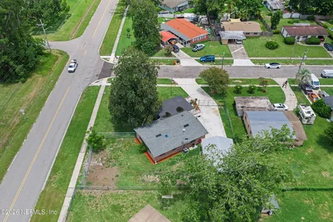 7662 Contour Drive Jacksonville FL 32221