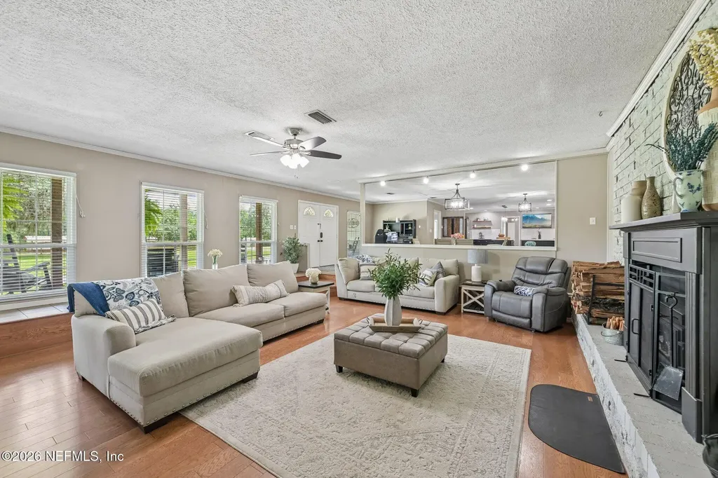 215 Foxtail Avenue Middleburg FL 32068