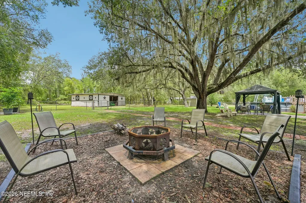 215 Foxtail Avenue Middleburg FL 32068
