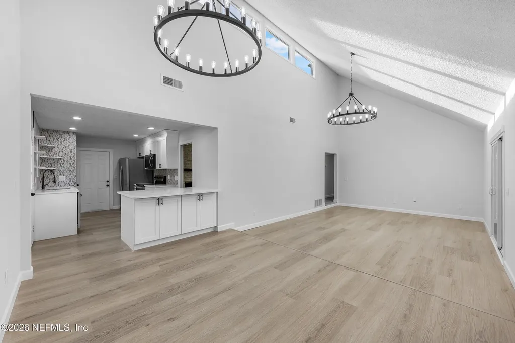 10644 La Mancha Avenue Jacksonville FL 32257