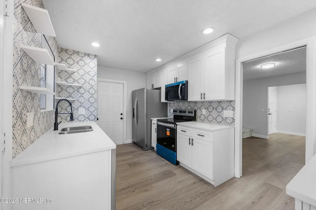 10644 La Mancha Avenue Jacksonville FL 32257