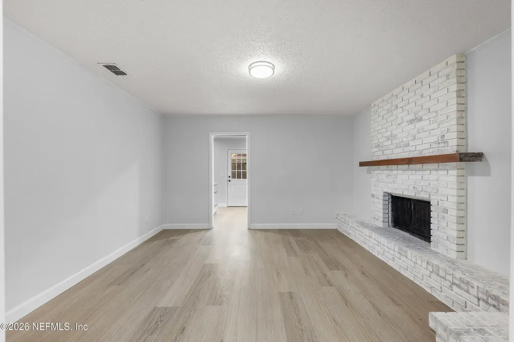 10644 La Mancha Avenue Jacksonville FL 32257