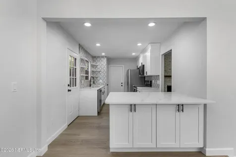 10644 La Mancha Avenue Jacksonville FL 32257