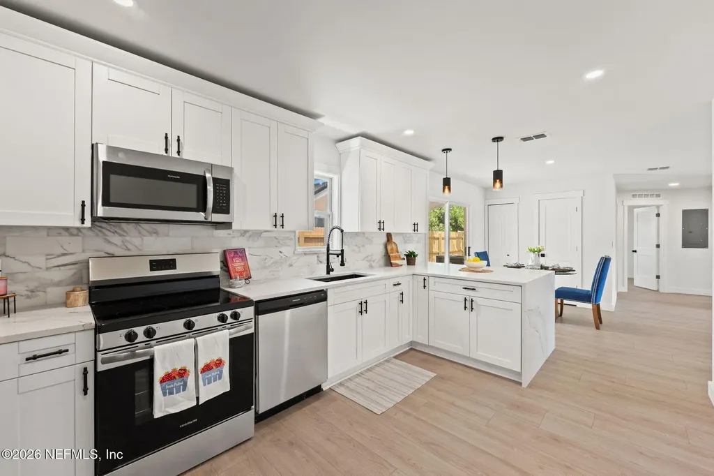 222 7th Street S Jacksonville Beach FL 32250