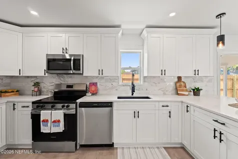 222 7th Street S Jacksonville Beach FL 32250
