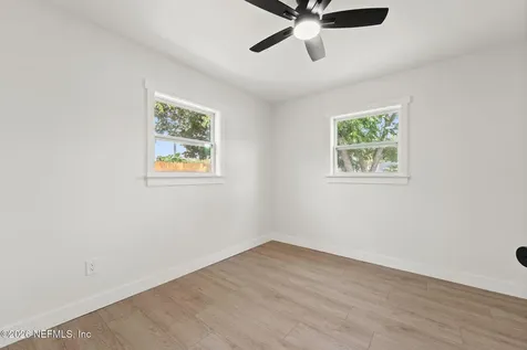 222 7th Street S Jacksonville Beach FL 32250