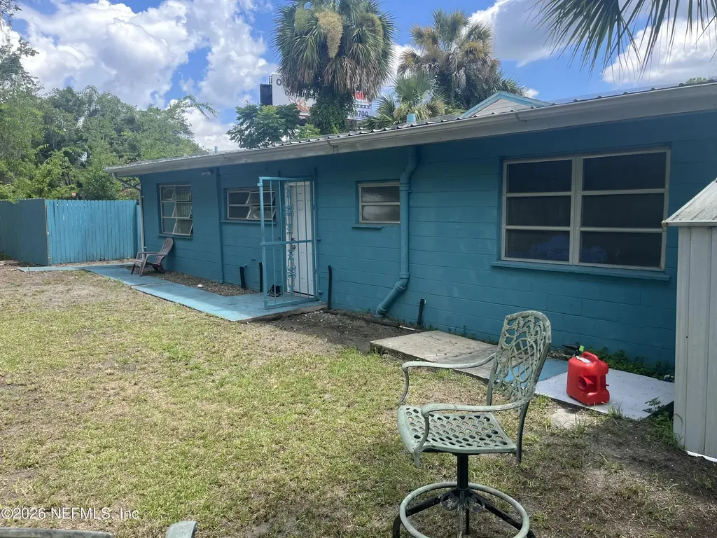 1181 Highway 17 Satsuma FL 32189