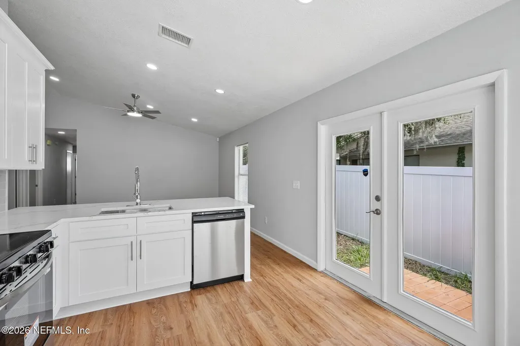 4421 Goldenrain Court Orlando FL 32808
