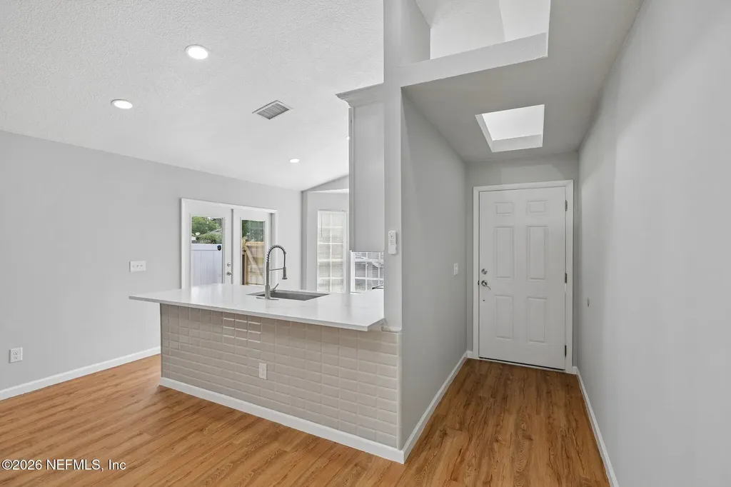4421 Goldenrain Court Orlando FL 32808