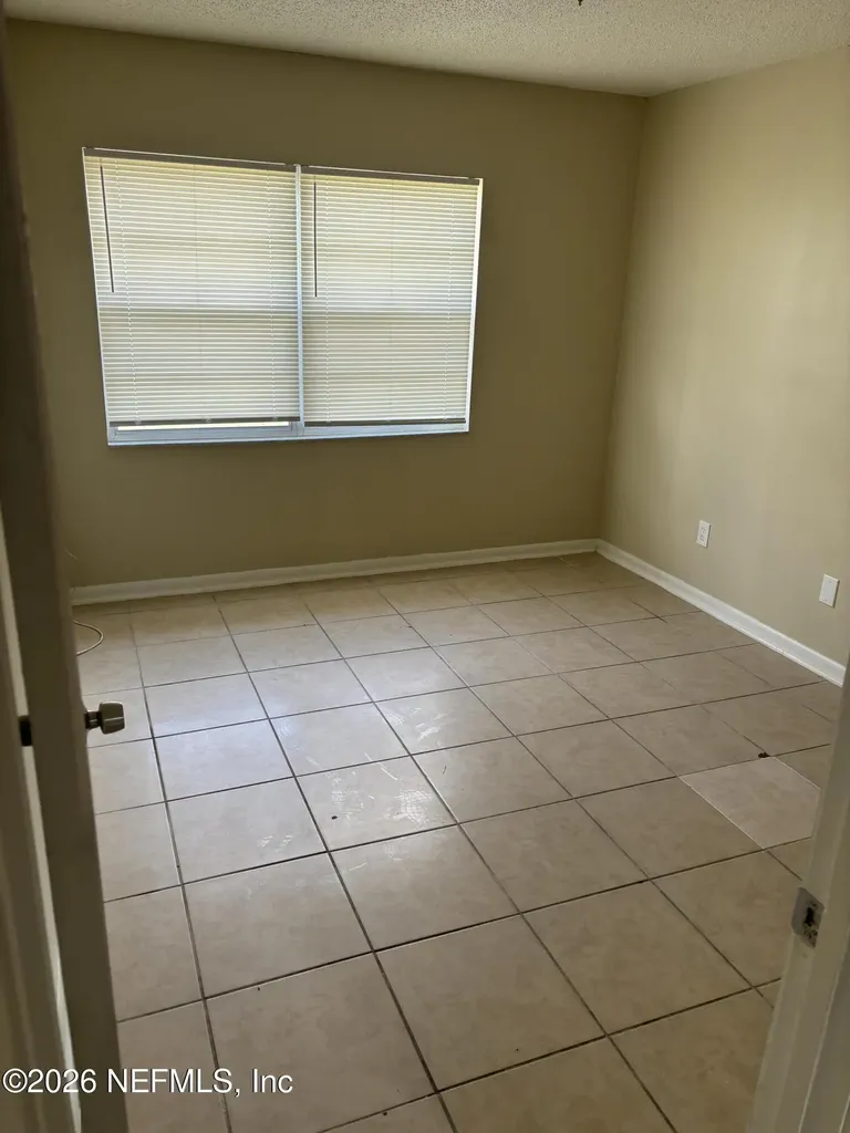 1529 Pullen Road Jacksonville FL 32216