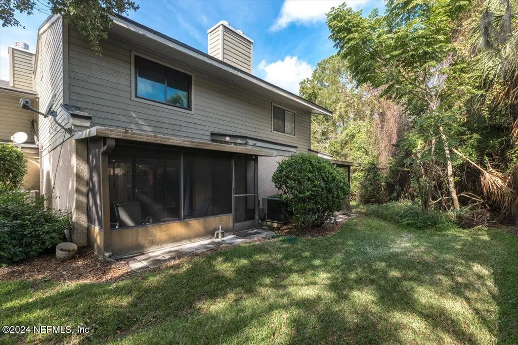 7701 Baymeadows Circle W Jacksonville FL 32256