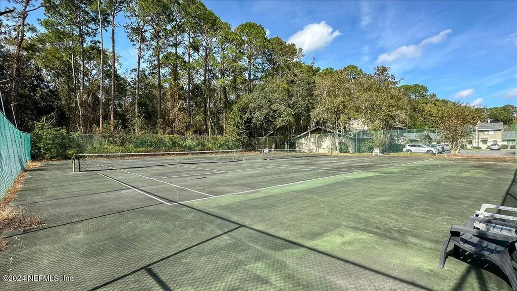 7701 Baymeadows Circle W Jacksonville FL 32256