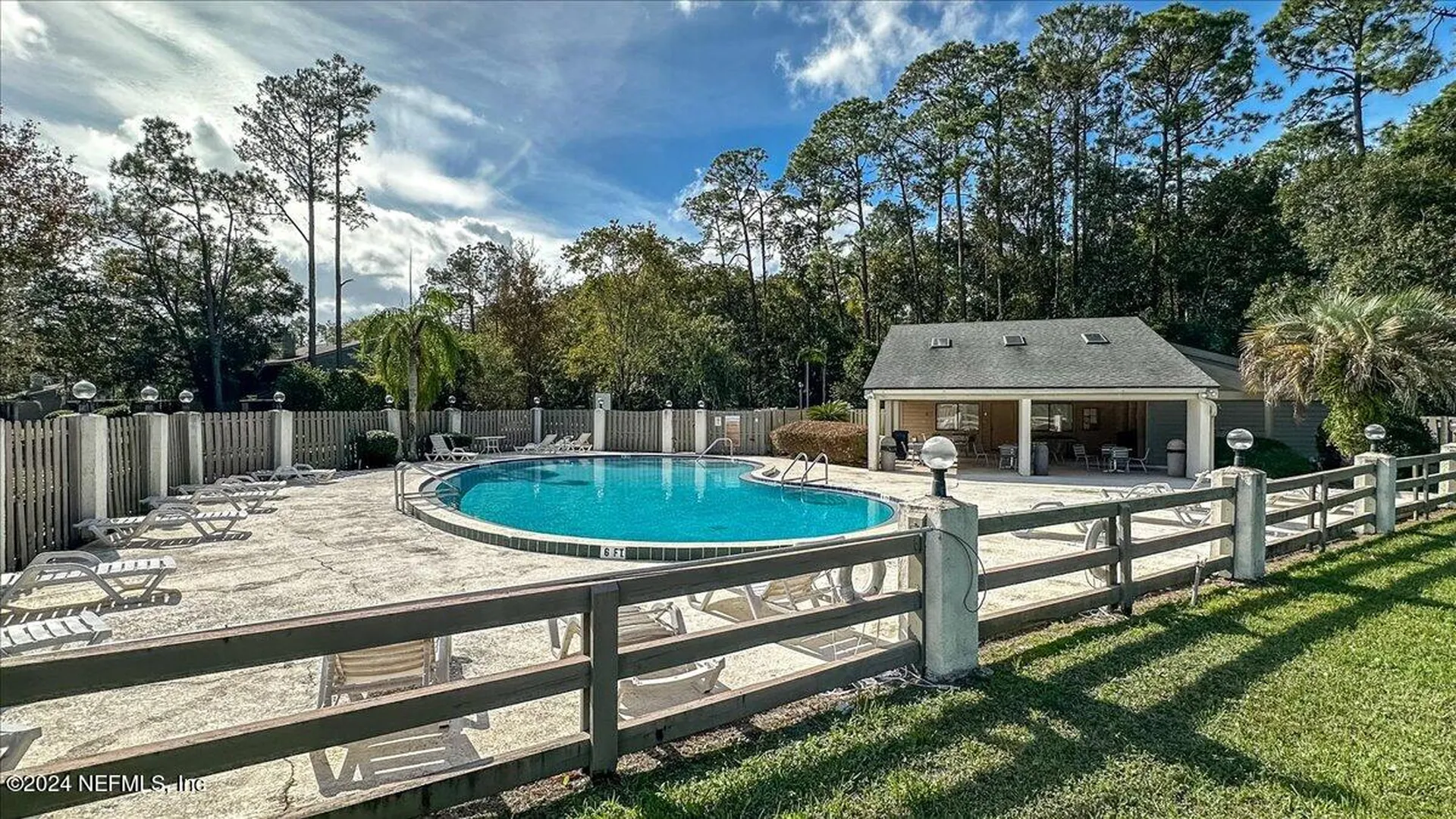 7701 Baymeadows Circle W Jacksonville FL 32256